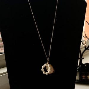 Layered Necklace/Freshwater Pearl Flower Pendant Necklace/Rose Frame Necklace/Dainty Pearl Necklace/Bridal Jewelry/Gift for Her