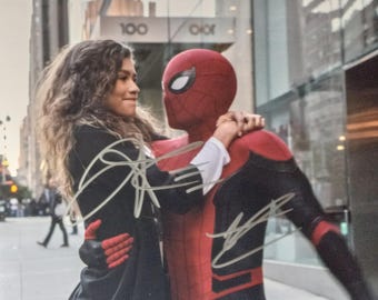 トム・ホランドの直筆サイン入りスパイダーマン 8x10 写真 - Etsy 日本