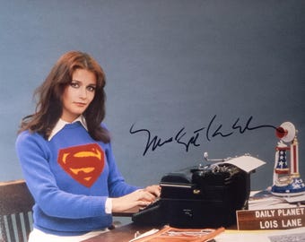マーゴット・キダー - 直筆サイン入り 8x10 写真（第三者機関による