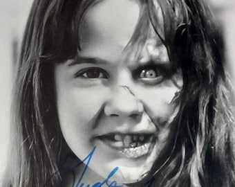 Linda Blair - Signed Autographed 8x10 Photo W/ 3rd Party COA Authentication - The Exorcist