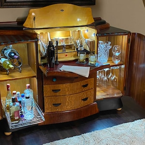Standing Silver Trunk Drinks Cabinet  Drinks cabinet, Bedroom organization  storage, Bars for home