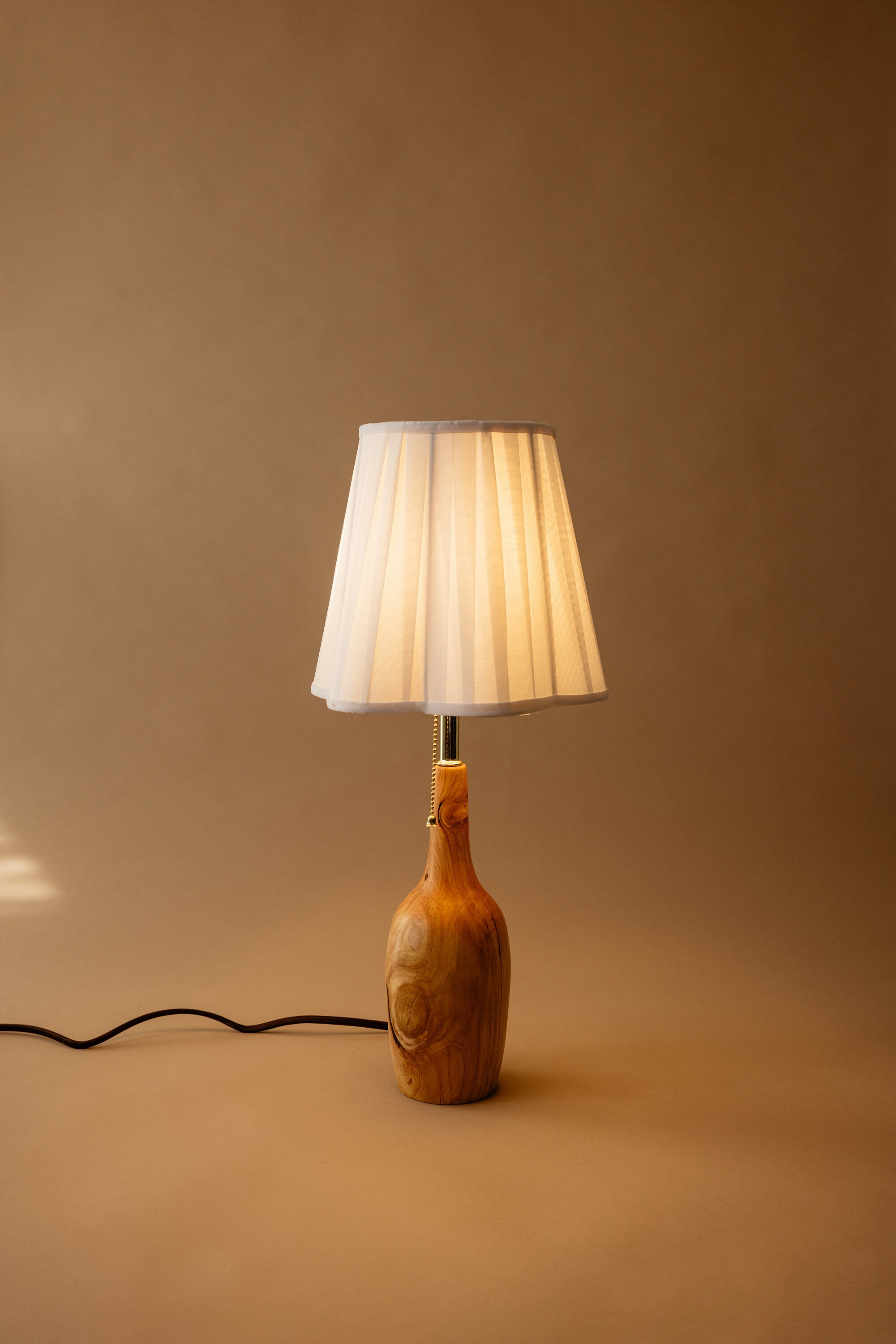 Elegant Pair of Juniper Wood Table Lamps 90's Vintage Shades Hand
