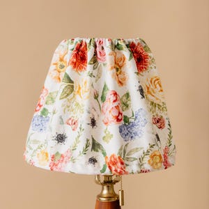 Curtain Lampshade / Floral Grandmillenial / Structured
