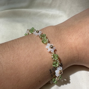 Evelyn Bracelet, Breaded Flower Bracelet