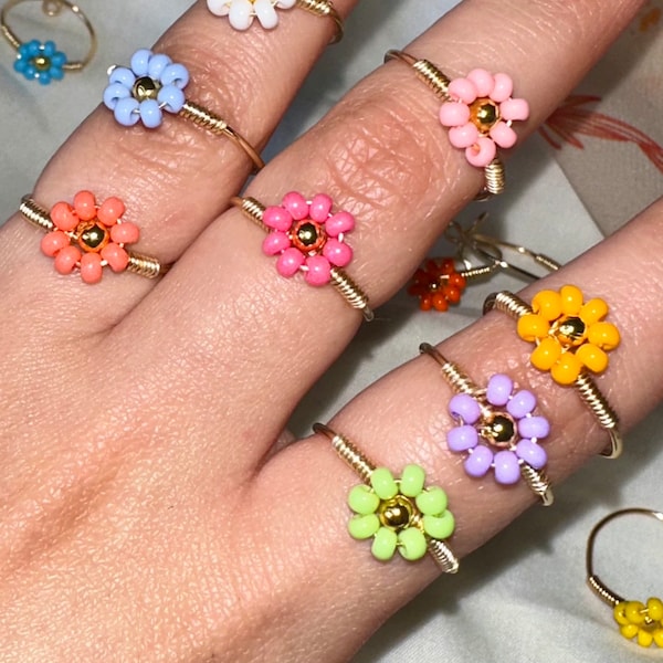 Colorful flower adjustable rings, Gold plated wire adjustable rings, Floral ring