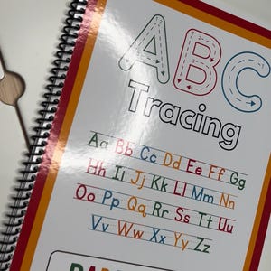 Caderno de Rastreamento do Alfabeto Inglês | Caderno de Exercícios de Caligrafia ABC | Caderno de Escrita para Pré-Escola e Jardim de Infância | Livro com Envio Físico