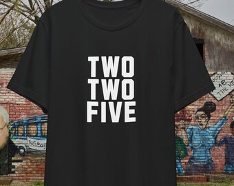 Baton Rouge LA T-Shirt: 225 Area Code, Louisiana Souvenir