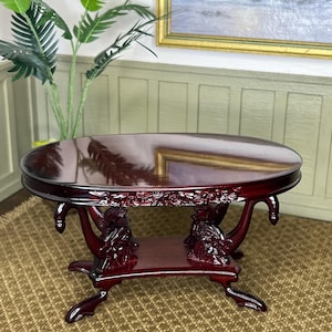 Vintage Ornate Mahogany Dining Table - 1:12 Scale Dollhouse Miniature