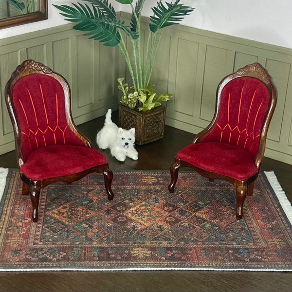 Pair of Vintage Victorian Lady’s Chairs and Area Rug – 1:12 Scale Dollhouse Miniature