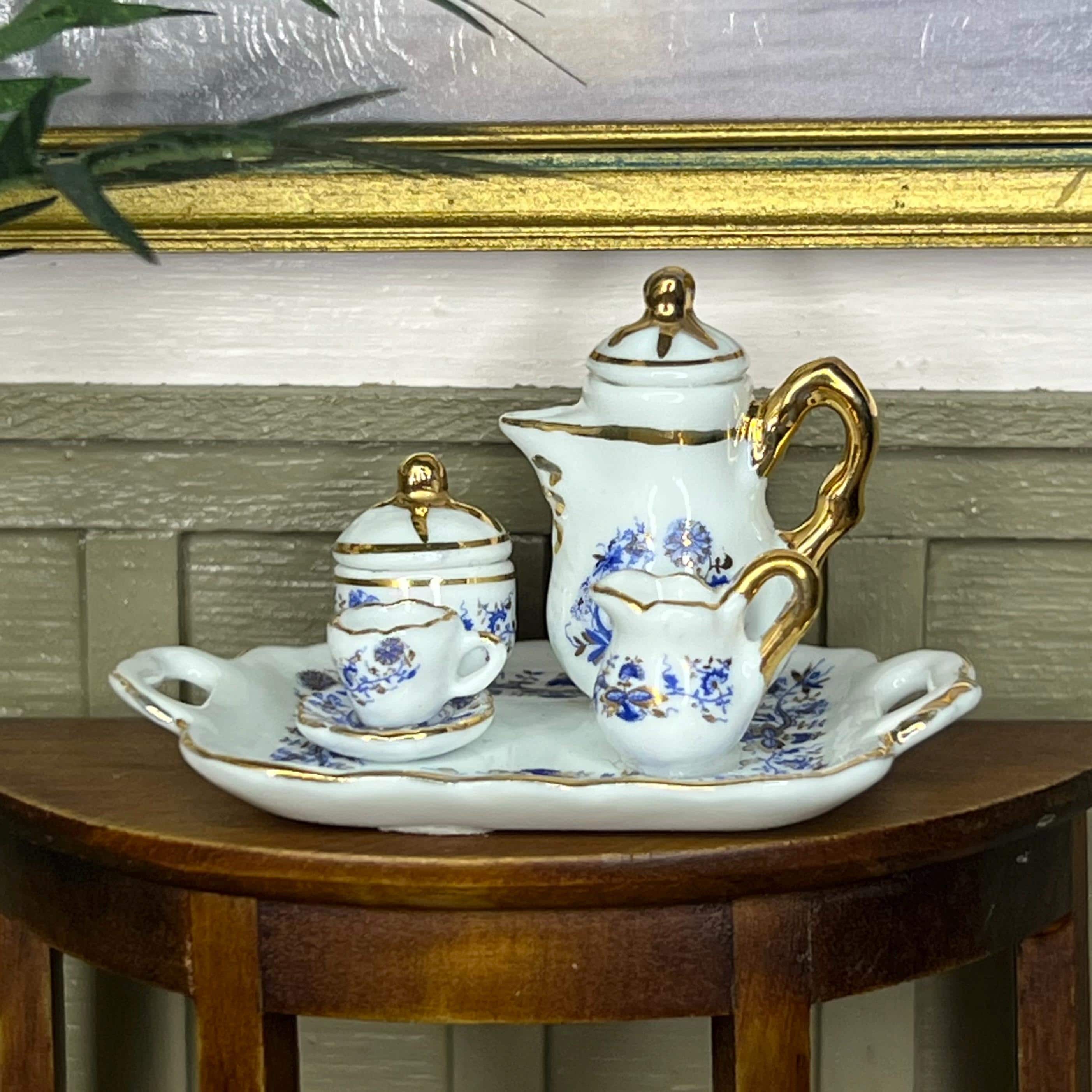 Reutter Porzellan Tea Set - Dollhouse Miniature 1:12