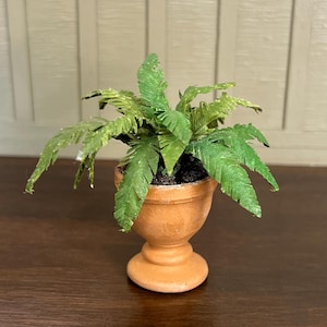 Vintage Fern in Clay Pedestal Urn - 1:12 Scale Dollhouse Miniature