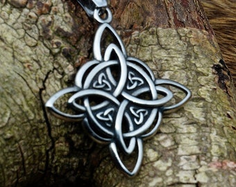 Collier celtique, Croix celtique, Amulette celtique, Pendentif noeud celtique, Bijoux Viking, Pagan Schmuck, Asatru/Nordic/Norse/Spiritual/Druid/Wicca