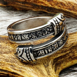 World Serpent Ring - Jormungandr Midgard Serpent Band, Viking Jewelry, Norse Snake/Nordic Ring/Asatru/Pagan/Ouroboros/Runes/Spiritual/Animal