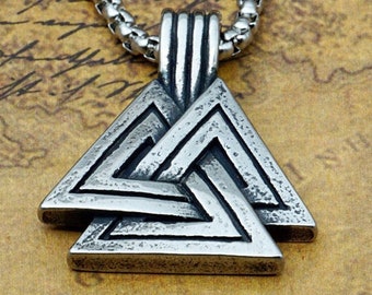 Valknut Pendant - Nordic Amulet, Valknut Necklace, Norse Jewelry, Viking Jewelry/Pagan/Silver/Scandinavian/Asatru/Spiritual/Gift/Talisman