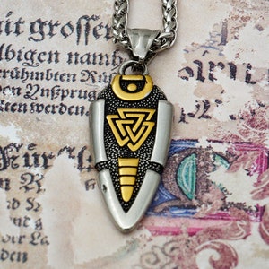Odin&#39;s Spear Necklace - Spear Head Pendant - Gungnir Amulet- The spear of Odin - Norse Mythology/Valknut/Nordic Paganism/Viking Jewelry/Gods