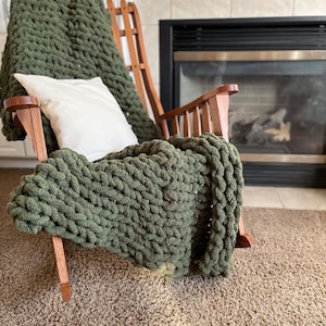 Chunky knit blanket, Handmade gift, Thick yarn blanket, Hand knit blanket, Chunky knit throw blanket, Hand knit chunky blanket, Handmade