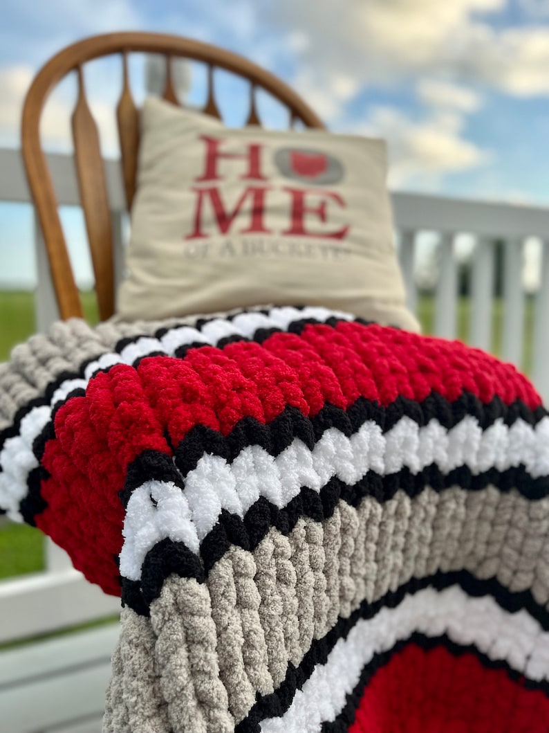 Ohio Blanket, Chunky Knit Blanket, Custom Blanket, Team Blanket