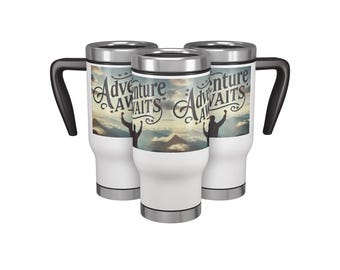 Tazza da viaggio in acciaio inossidabile Adventure Awaits Graduation da 14 once