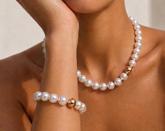 Shell Pearl Necklace and Bracelet Set, 18K Gold Accent Jewelry, Magnetic Clasp Pearl Set, Elegant Bridal Jewelry, Luxury Pearl Gift for Her