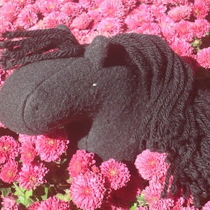 Mini Huggable Horse &quot;Magnolia&quot; - Pretty Little Black Mare