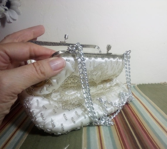 Vintage off White Plastic Beaded Purse La Regale LT 