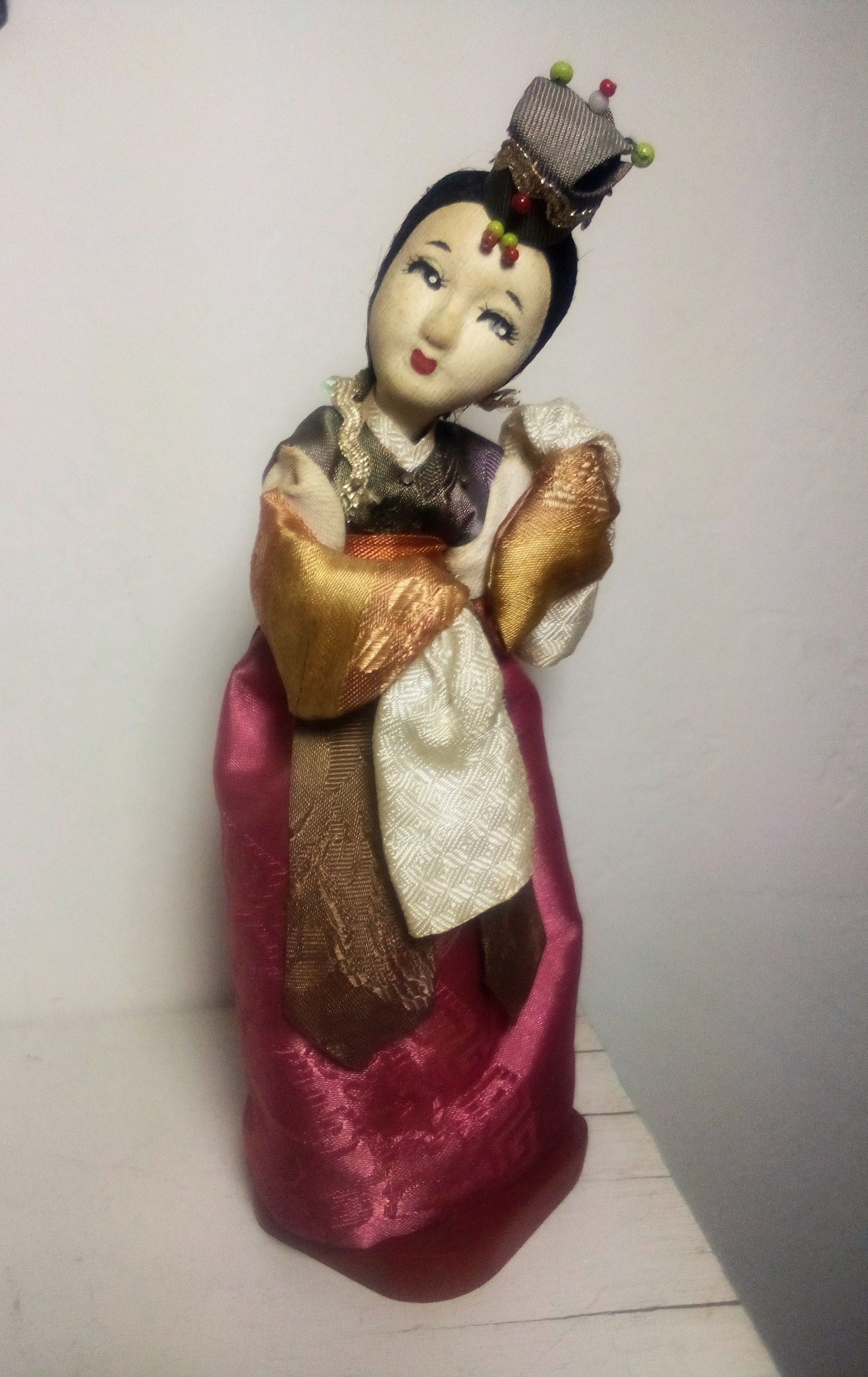 Asian/korean Collectible Vintage Doll Traditional Formal Dress Folk Art