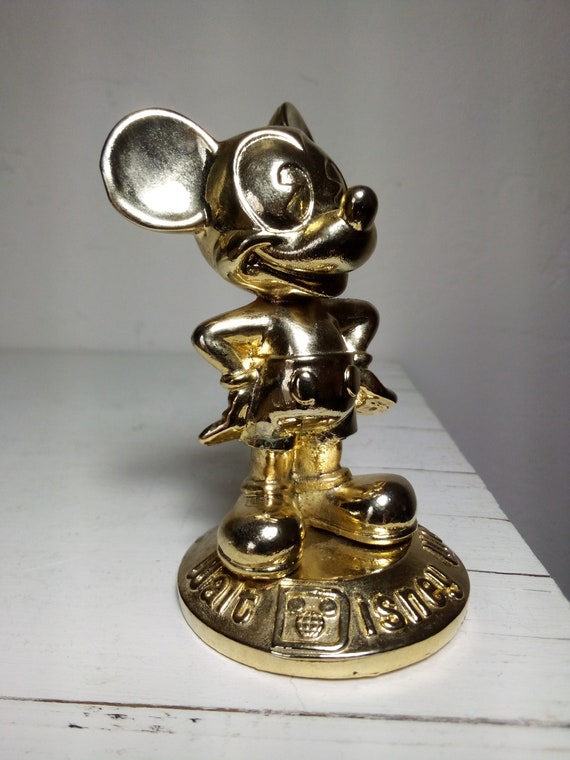 アンティークWALT DISNEY'S MICKEY MOUSE 木彫りポスター アンティークWALT DISNEY'S MICKEY MOUSE 木彫りポスター - メルカリ