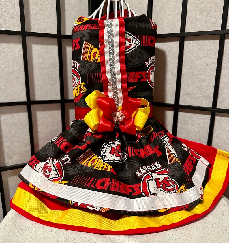 Vestido de fútbol americano para perro de los Kansas City Chiefs imagen 3