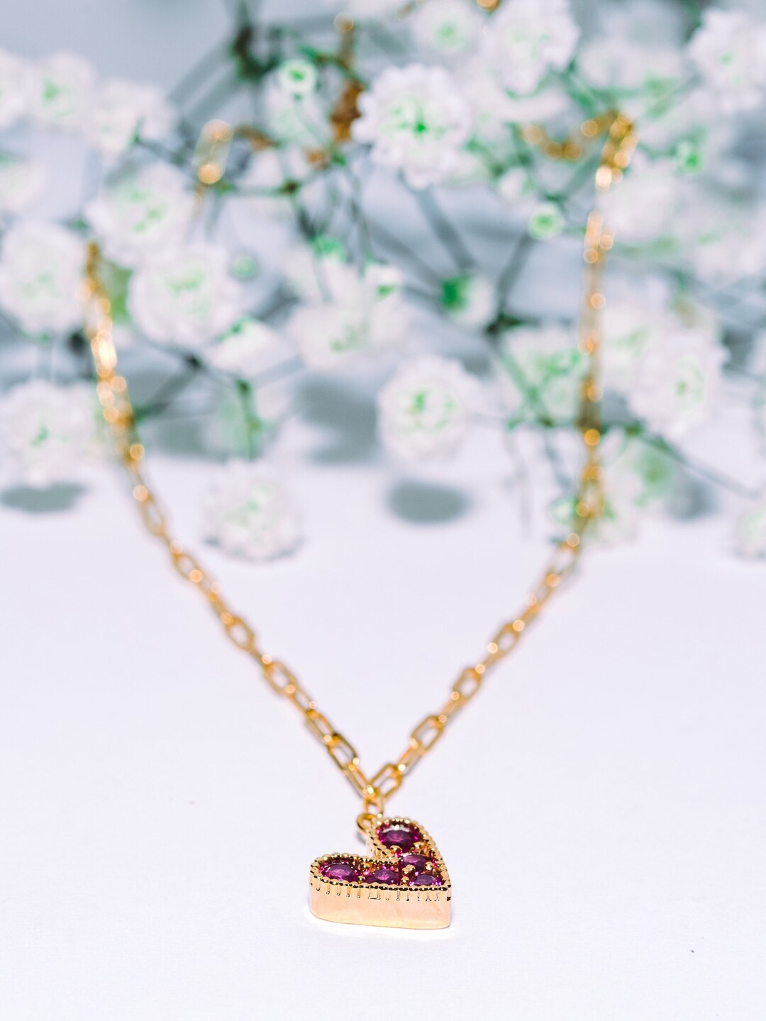 Gemalyn 18K Gold Non-Tarnish Heart Glass Bracelet