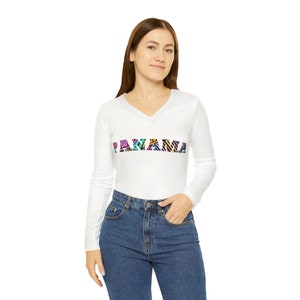 Mola Script in print Women&#39;s Long Sleeve V-neck Shirt (AOP)