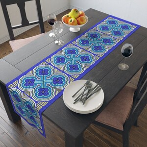 Blue Mola print Table Runner (Cotton, Poly)