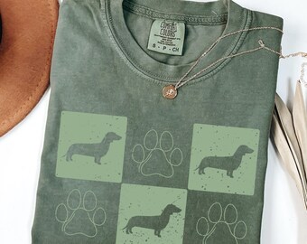 Dachshund Grunge  TShirt, Comfort Colors, Weiner Dog Tee, Sausage Dog, Dog Mom, Puppy Love, Gift for Mom, Dog Lover Shirt, Pet Lover Gift,