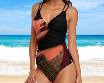 Traje de baño de una pieza negro para mujer con control de abdomen y escote en V de ForeverRay Design.