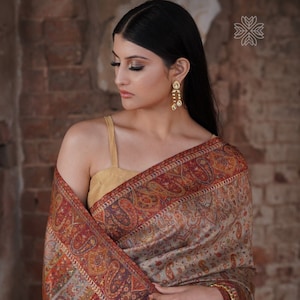 Beige Kani Seide Saree | Kashmiri Sarise | Traditionelles Design Sari