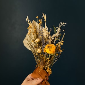 Small Bible Bouquet
