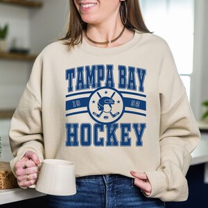 Hottertees Vintage Tampa Bay Lightning Sweatshirt