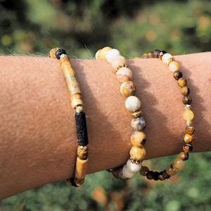 Adjustable elastic Lapis bracelet in 4 mm semi-precious stones - stainless steel clasp