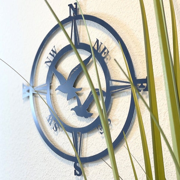 Metall Wandbild Kompass 45 cm - maritime Wanddeko aus Metall - Blaues Wandobjekt Kompass mit Möwen - maritime Wohnen mit Nautic-Home