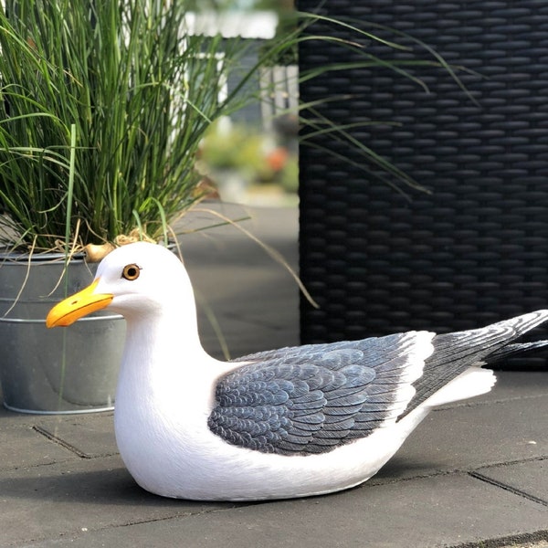 Gartenfigur Möwe 40 cm, maritime Gartendeko, Polyresin Figur schwimmende Möwe, realistische Möwe Dekoration für Garten