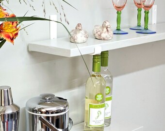 Solid White 200mm Shelf - With White Up Brackets - 32mm x 200mm deep - Ideal for Bathrooms Kitchens or Bedrooms.