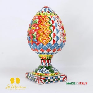 Siciliaanse dennenappel in Caltagirone Keramiek Karren Vierkant 30 cm
