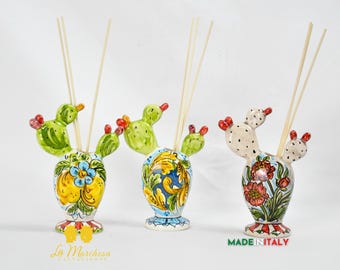 Ceramiczny dyfuzor zapachowy Caltagirone z opuncją figową – różne dekoracje