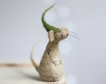 Needle Felted Christmas Mouse With A Green Hat, Needle Felted Mice, Santa Elf, Mouse Elf, Christmas Elf, Christmas Home Decor, Table Decor