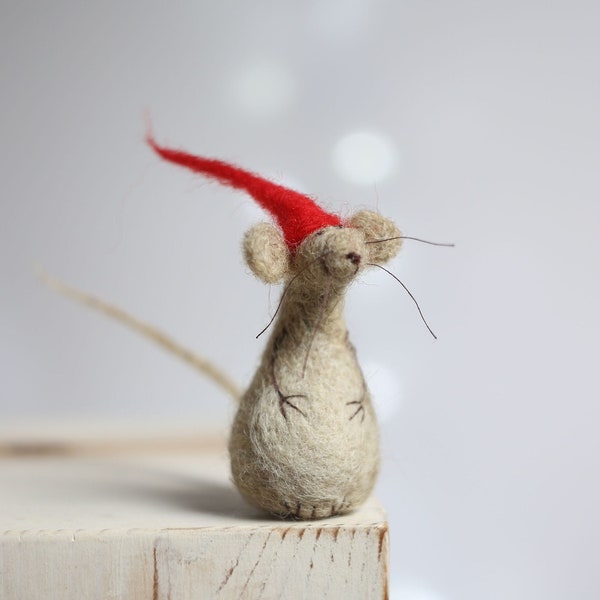 Handmade Needle Felted Christmas Mouse with Red Hat, Santa Elf, Table Decor, Christmas Home, Festive Holiday Collectible, Valentine Gift