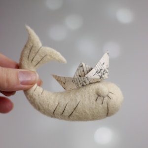 Needle Felted Whale, Needle Felt Animals, White Whale With Paper Origami Boat, Christmas Gift Idea, Father&#39;s Day, Lake House, Fisherman Art
