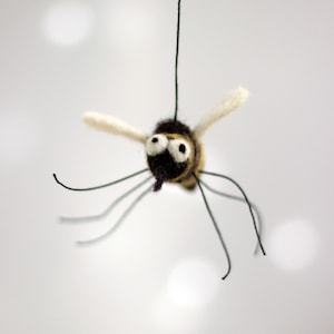 Needle Felted Bee Ornament, Needle Felted Animal, Mother’s Day, Christmas Ornament, Spring Festivals, Table Decor, Summer, Stocking Stuffer