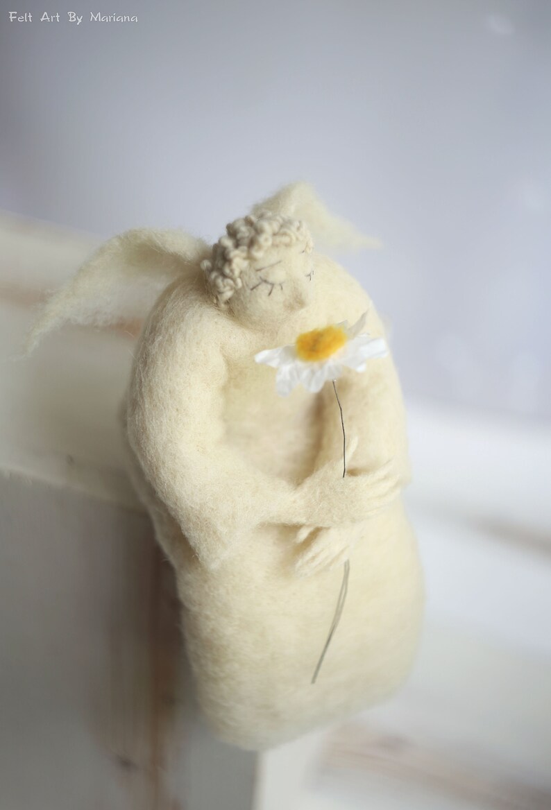 Needle Felted Dreamy Angel With A Daisy, Valintine's Gift Idea, Guardian Angel, Cupid, Christmas Decor, Handmade, White, Flower Lovers, image 6