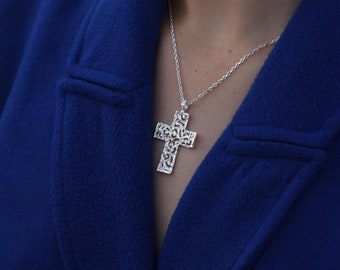 聖なる十字架 925 スターリングシルバーネックレス：スピリチュアルジュエリー