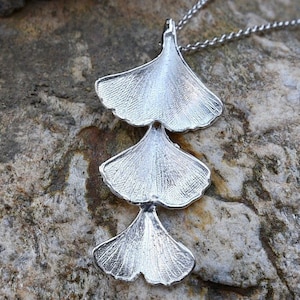 Undine's Sterling 925 Silver Seashell Necklace - Mythical Water Nymph-Inspired Jewelry -  Handcrafted Sterling 925 Silver