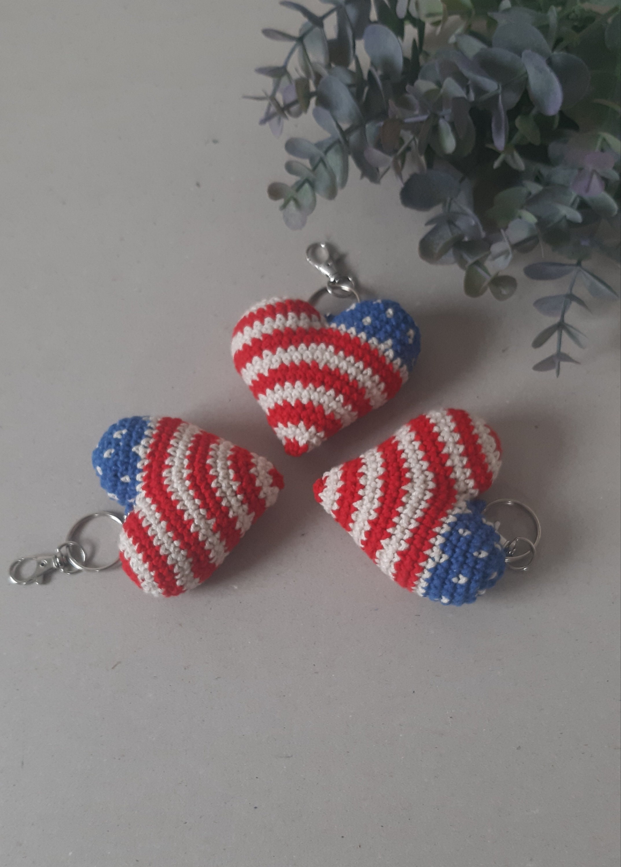 Portachiavi A Cuore Con Bandiera USA E Strass | Portachiavi Con Nappa Blu E Moschettone | Accessorio Moda Patriottico
